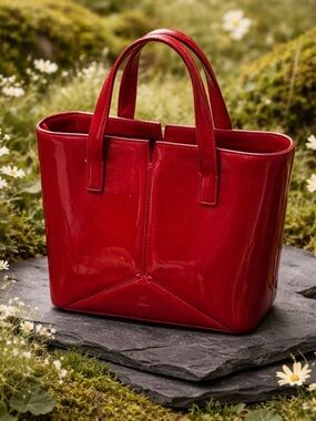 EUC Glossy Red Patent
CITY Mini Tote Gorgeous